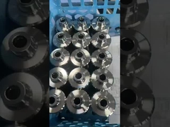 Προσαρμόσιμα καλούπια για ειδικά σχηματισμένα σφραγιστικά